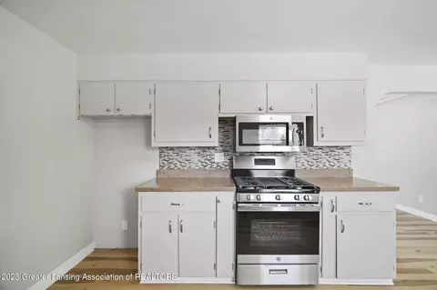 1206 Whitney St, Jackson, MI 49202 photo 12