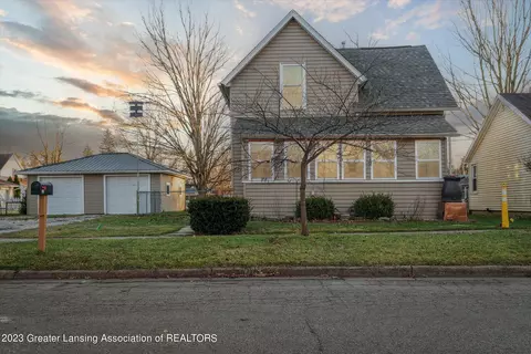 307 W Shaw St, Charlotte, MI 48813