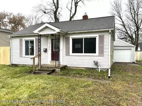 2195 Phillips Ave, Holt, MI 48842