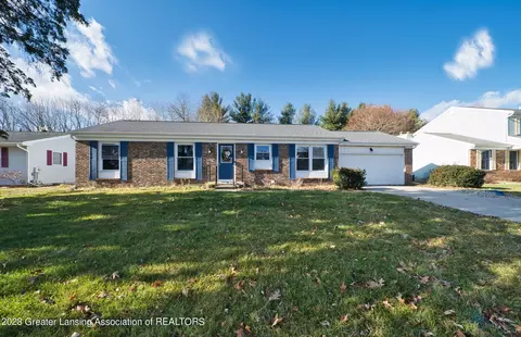 1879 Tupelo Trl, Holt, MI 48842