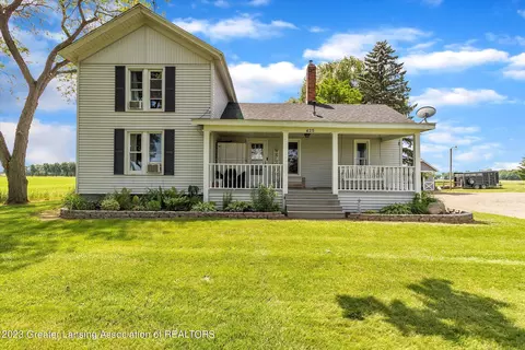 425 N M-52, Webberville, MI 48892