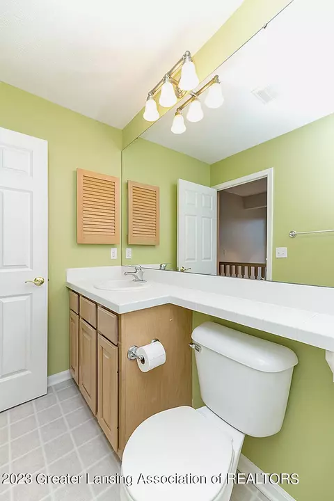 16967 Cedarbrook Dr, Haslett, MI 48840 photo 27