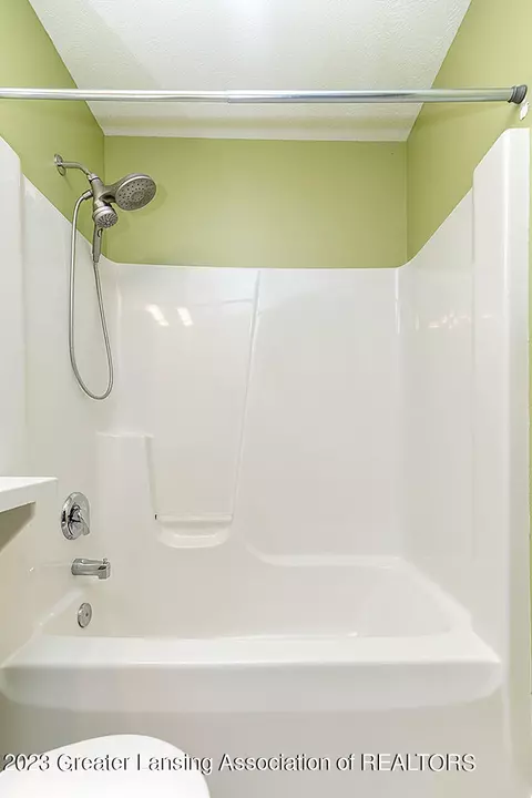 16967 Cedarbrook Dr, Haslett, MI 48840 photo 28