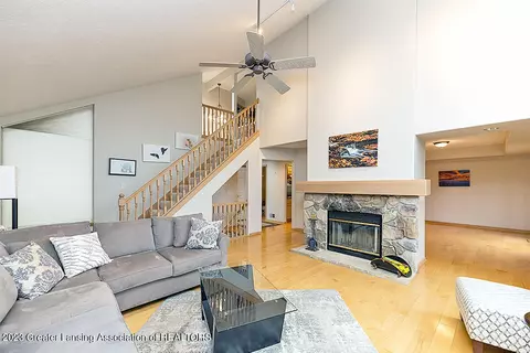 16967 Cedarbrook Dr, Haslett, MI 48840 photo 10