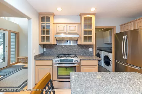 16967 Cedarbrook Dr, Haslett, MI 48840 photo 17