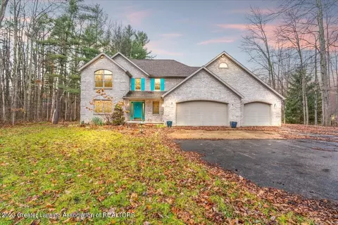 189 Fawn Creek Crk, Holt, MI 48842
