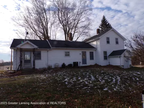 5185 E Spicerville Hwy, Eaton Rapids, MI 48827