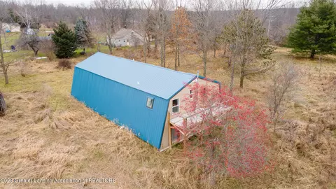 10418 Babcock Rd, Bath, MI 48808 photo 12