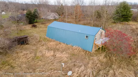 10418 Babcock Rd, Bath, MI 48808 photo 9