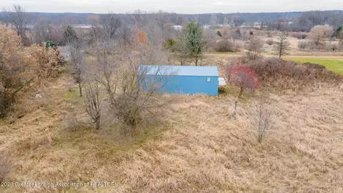 10418 Babcock Rd, Bath, MI 48808 photo 8