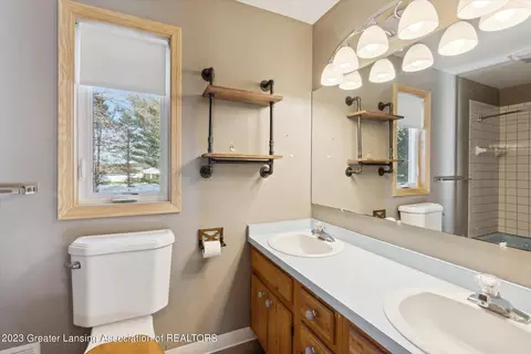 1933 Maple Shade Dr, Williamston, MI 48895 photo 21