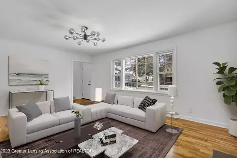 329 Kipling Blvd, Lansing, MI 48912