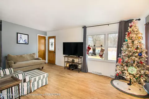 14904 Turner Rd, Dewitt, MI 48820 photo 4