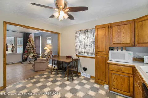 14904 Turner Rd, Dewitt, MI 48820 photo 6
