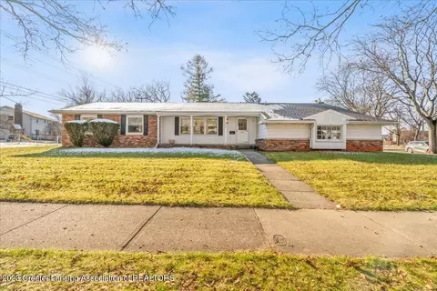 2000 Tulane Dr, Lansing, MI 48912