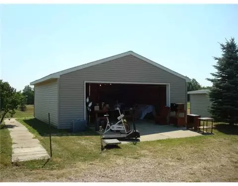 1740 E Jason Rd St, Saint Johns, MI 48879 photo 3