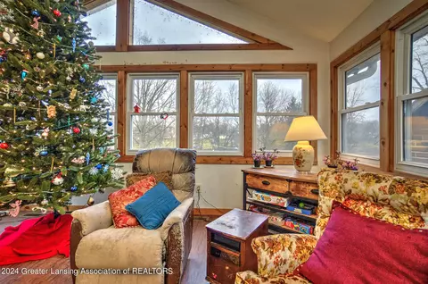 211 E Jefferson St, Dimondale, MI 48821 photo 20