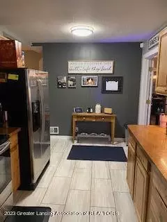 1117 Robins Rd, Lansing, MI 48917 photo 7