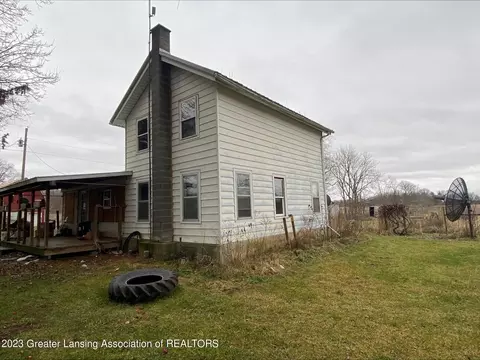 7137 W Hyde Rd, Saint Johns, MI 48879
