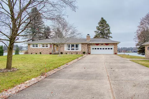 4811 Mohican Trl, Owosso, MI 48867