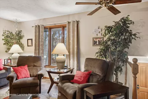 12160 Beardslee Rd, Perry, MI 48872 photo 7