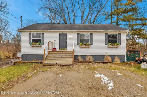 1721 Lake Lansing Rd, Haslett, MI 48840