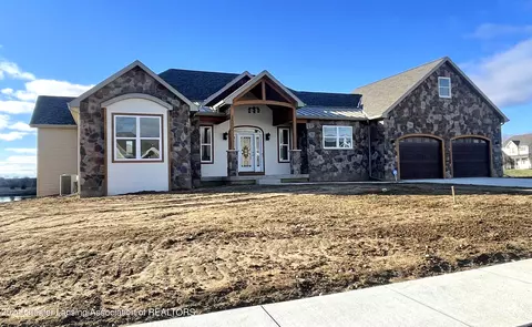 3572 Daryls Way, Charlotte, MI 48813