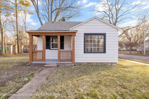 1123 Ontario St, Lansing, MI 48915