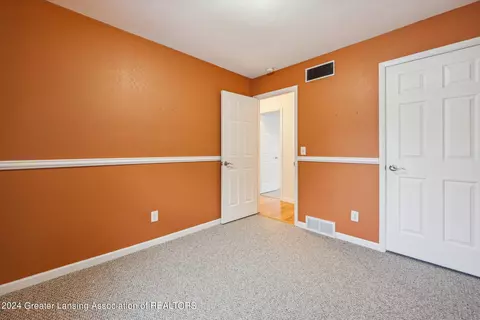 501 N Scott St #10, Dewitt, MI 48820 photo 24