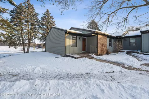 501 N Scott St #10, Dewitt, MI 48820 photo 2