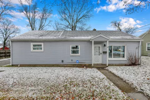 123 Everettdale Ave, Lansing, MI 48910 photo 2