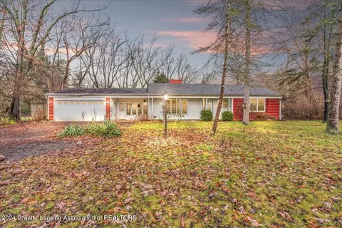 2376 Hulett Rd, Okemos, MI 48864
