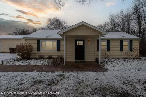 754 N College Rd, Mason, MI 48854