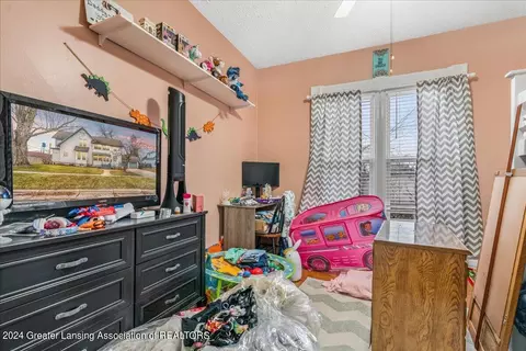 115 E Main St, Grand Ledge, MI 48837 photo 15