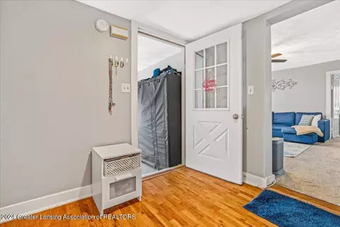 115 E Main St, Grand Ledge, MI 48837 photo 19