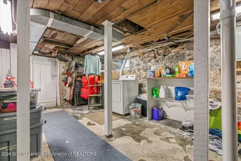 115 E Main St, Grand Ledge, MI 48837 photo 29