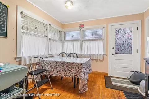 115 E Main St, Grand Ledge, MI 48837 photo 10