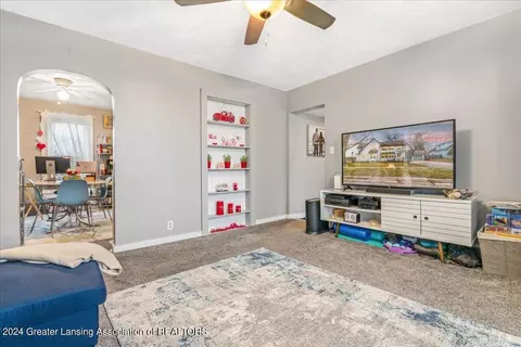 115 E Main St, Grand Ledge, MI 48837 photo 21