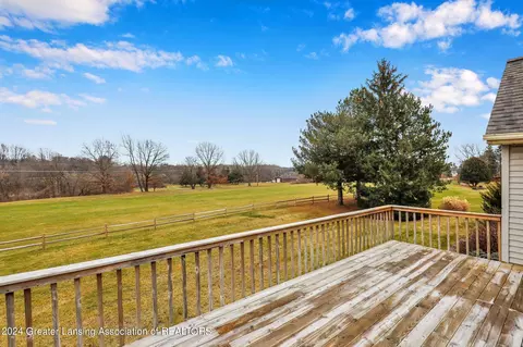 1309 Country Ln, Dewitt, MI 48820 photo 38