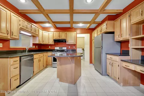 1309 Country Ln, Dewitt, MI 48820 photo 11