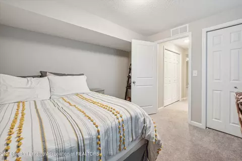 4112 Presidents Way, Dewitt, MI 48820 photo 27