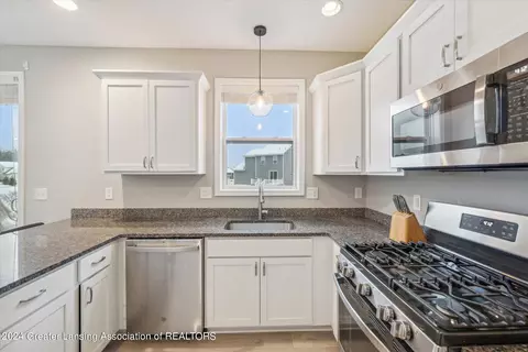 4112 Presidents Way, Dewitt, MI 48820 photo 14