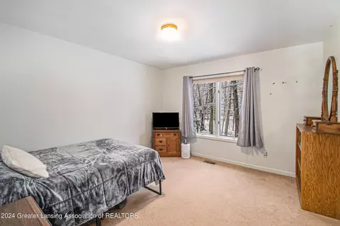 351 Newman Rd, Okemos, MI 48864 photo 28