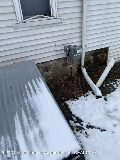 Exterior - 103 E North St, Lansing, MI 48906 photo 5 of 5