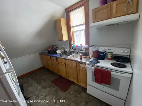 Kitchen - 103 E North St, Lansing, MI 48906 photo 2 of 2