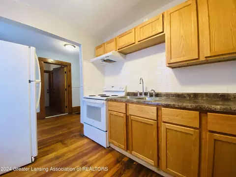 Kitchen - 103 E North St, Lansing, MI 48906 photo 1 of 2