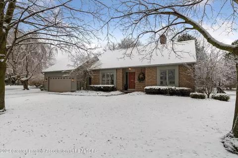 3894 Highwood Pl, Okemos, MI 48864