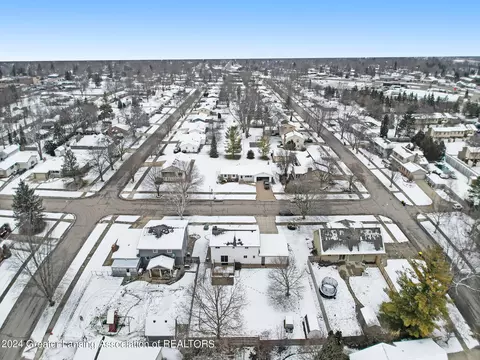 602 E Oak St, Saint Johns, MI 48879 photo 24