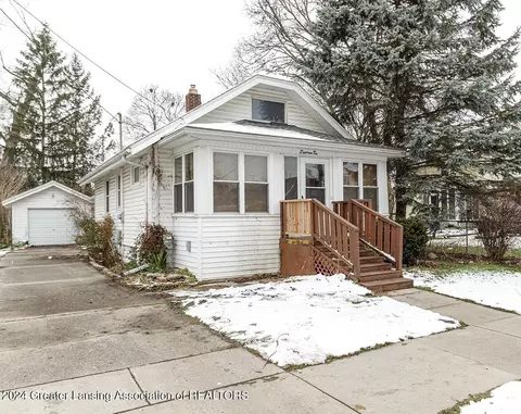 1810 Fletcher St, Lansing, MI 48910