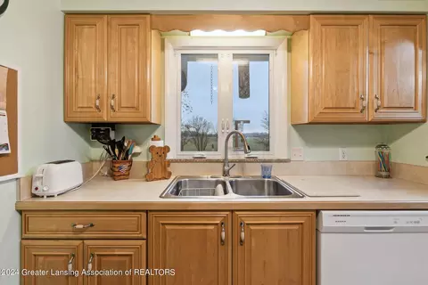 3055 E Round Lake Rd, Dewitt, MI 48820 photo 14